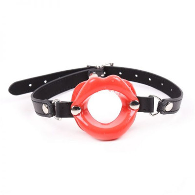 Кляп-губы на ремешке RED O-RING MOUTH GAG Кляп-губы на ремешке RED O-RING MOUTH GAG