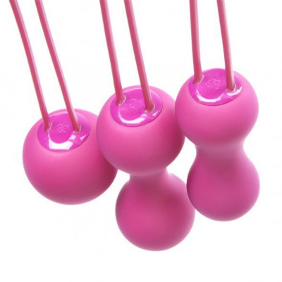 Набір вагінальних кульок Je Joue - Ami Fuchsia, діаметр 3,8-3,3-2,7см, вага 54-71-100гр Набір вагінальних кульок Je Joue - Ami Fuchsia, діаметр 3,8-3,3-2,7см, вага 54-71-100гр