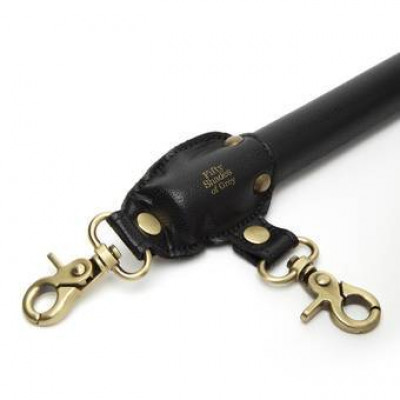 FS80137 Распорка из эко-кожи Коллекция: Bound to You Fifty Shades of Grey FS80137 Распорка из эко-кожи Коллекция: Bound to You Fifty Shades of Grey
