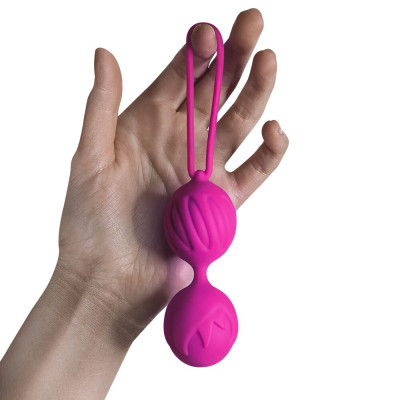 Вагінальні кульки Adrien Lastic Geisha Lastic Balls BIG Magenta (L), діаметр 4 см, вага 90 г Вагінальні кульки Adrien Lastic Geisha Lastic Balls BIG Magenta (L), діаметр 4 см, вага 90 г