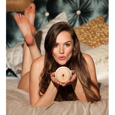 Мастурбатор Fleshlight Girls: Tori Black - Torrid, зі зліпка вагіни, дуже ніжний Мастурбатор Fleshlight Girls: Tori Black - Torrid, зі зліпка вагіни, дуже ніжний