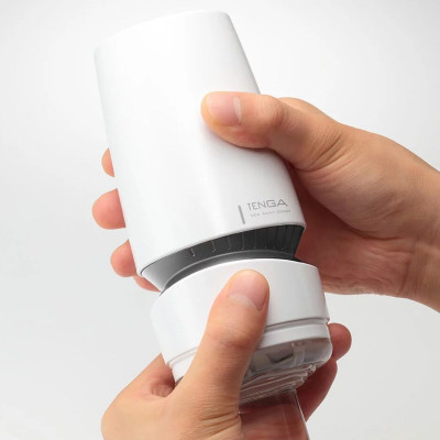 Мастурбатор Tenga — Aero Masturbator Silver, інноваційна технологія всмоктування Мастурбатор Tenga — Aero Masturbator Silver, інноваційна технологія всмоктування
