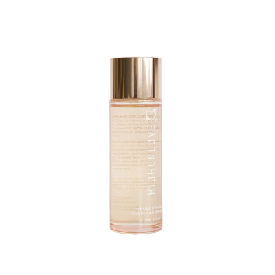 Преміальна олія для ванн HighOnLove Bath Oil - Lavender Honeybee (100 мл) з маслом насіння конопель Преміальна олія для ванн HighOnLove Bath Oil - Lavender Honeybee (100 мл) з маслом насіння конопель