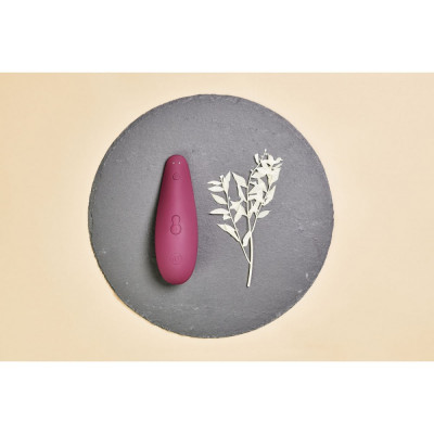 Вакуумный клиторальный стимулятор Womanizer Classic 2 Bordeaux Вакуумный клиторальный стимулятор Womanizer Classic 2 Bordeaux
