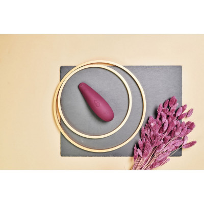 Вакуумный клиторальный стимулятор Womanizer Classic 2 Bordeaux Вакуумный клиторальный стимулятор Womanizer Classic 2 Bordeaux