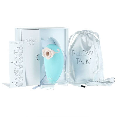 Розкішний вакуумний кліторальний стимулятор Pillow Talk - Dreamy Teal із кристалом Swarovski Розкішний вакуумний кліторальний стимулятор Pillow Talk - Dreamy Teal із кристалом Swarovski