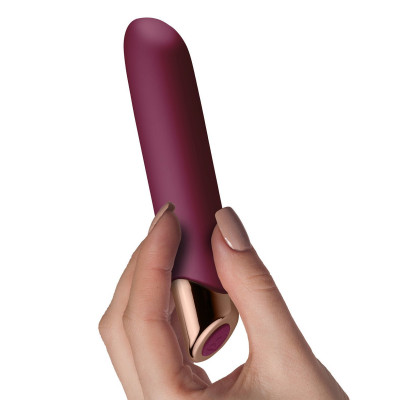 Мощный вибратор Rocks Off Chaiamo Burgundy, soft-touch силикон, до 3-х часов работы, водостойкий Мощный вибратор Rocks Off Chaiamo Burgundy, soft-touch силикон, до 3-х часов работы, водостойкий